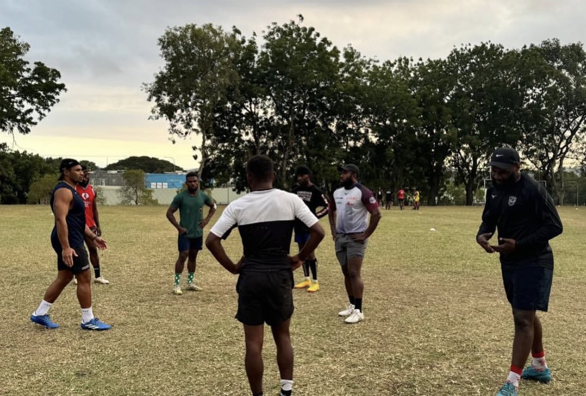 LeagueOne_EN's tweet image. Will Genia has been spending some time back in Papa New Guinea 🇬🇳 coaching grass roots rugby before returning to his League One team @liners_players for the 2024-2025 season! 🙌

Great to see him inspiring the next generation of rugby stars! ✨ 

#NTTLeagueOne | #GoForwardAsOne