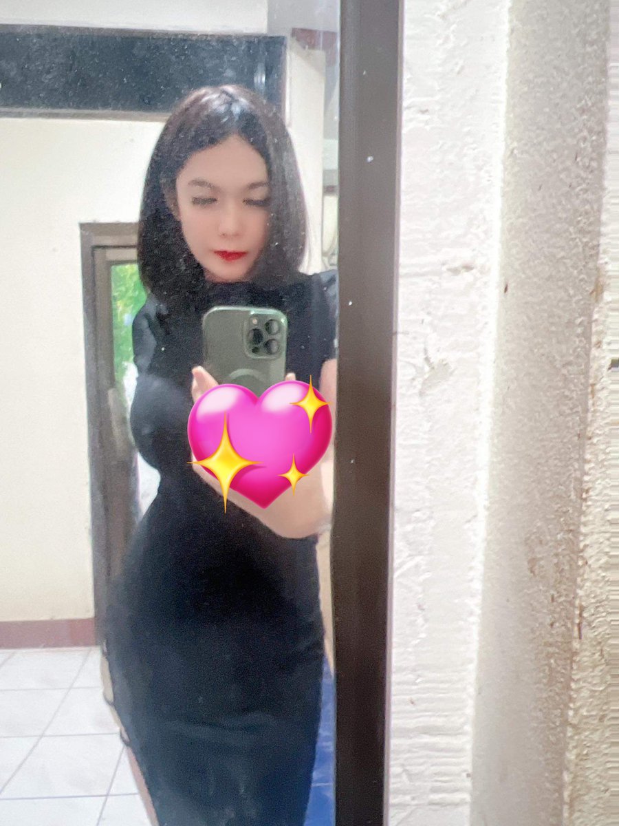 ซ้อ ใส tweet media