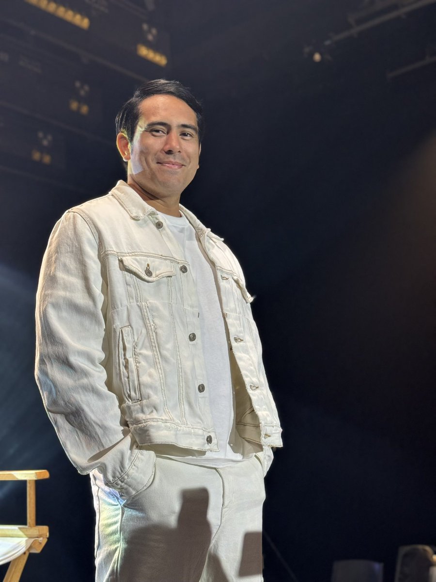 JRBcreativeprod's tweet photo. Nakilala mo na siya. Gerald Anderson is a #Nobody! ABANGAN!

#NobodyABSCBN
#ABSCBNStudios
#JRBCreativeProd https://t.co/kHS5zoeoi9