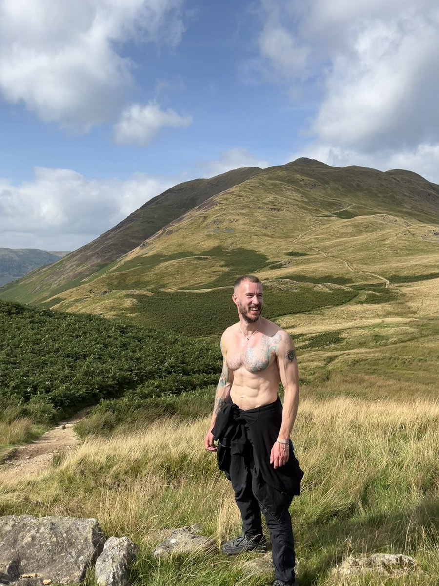 The Blue Door tweet media