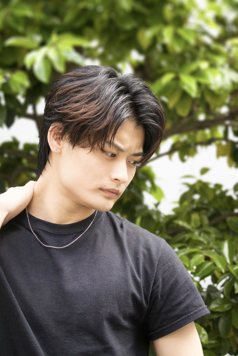 percut_oe's tweet photo. 男らしいかきあげパートスタイル🔥
前髪も下ろせる長さなので飽きずにスタイルチェンジできるからオススメ！！

#メンズヘア　#大阪　#センターパート　#梅田 https://t.co/v2x2po9udA