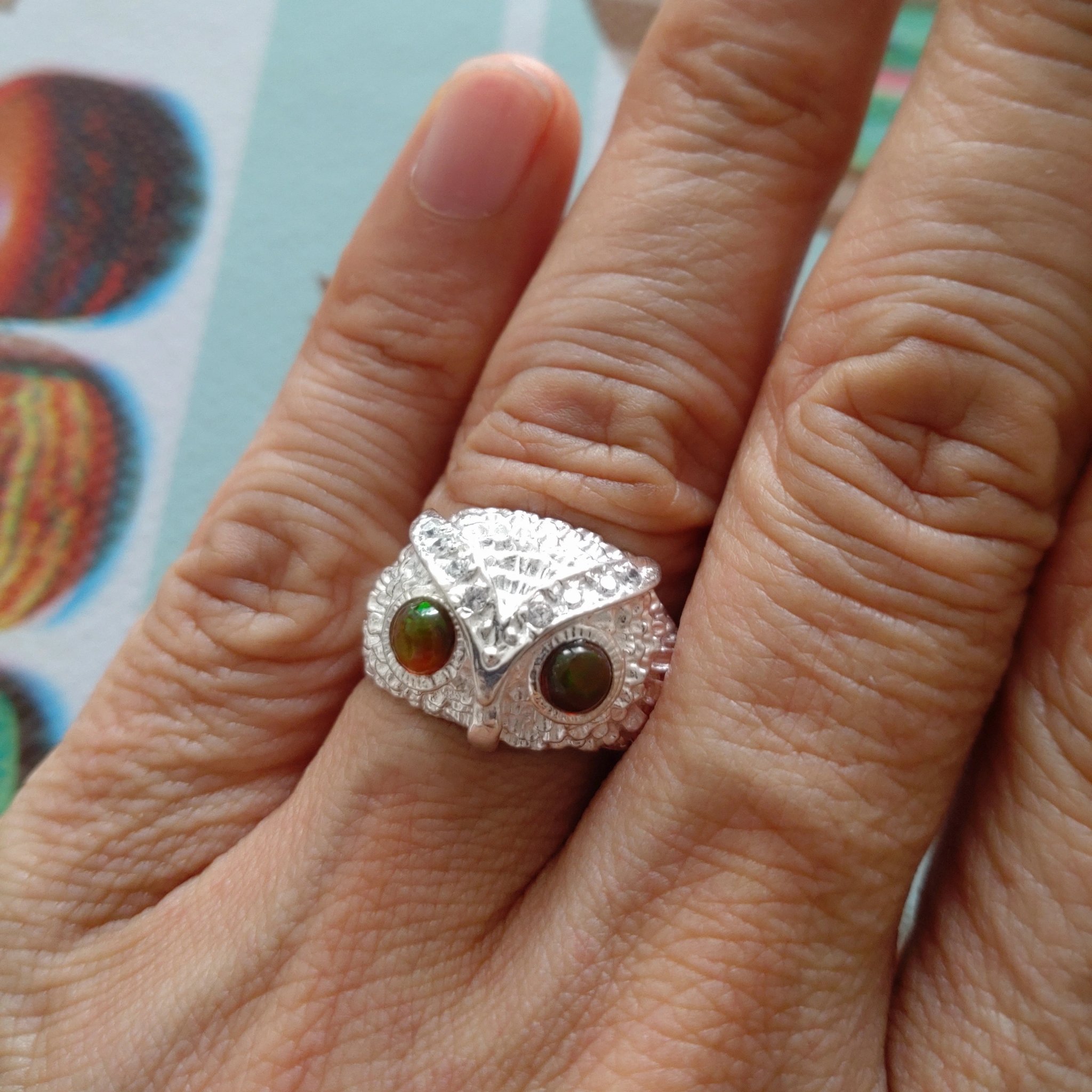 カンテラオパール　マグダレナ　メキシコ産　手磨き　 カンテラオパール62（メキシコ・マグダレナ産）12×12×97.56ct 母岩付き