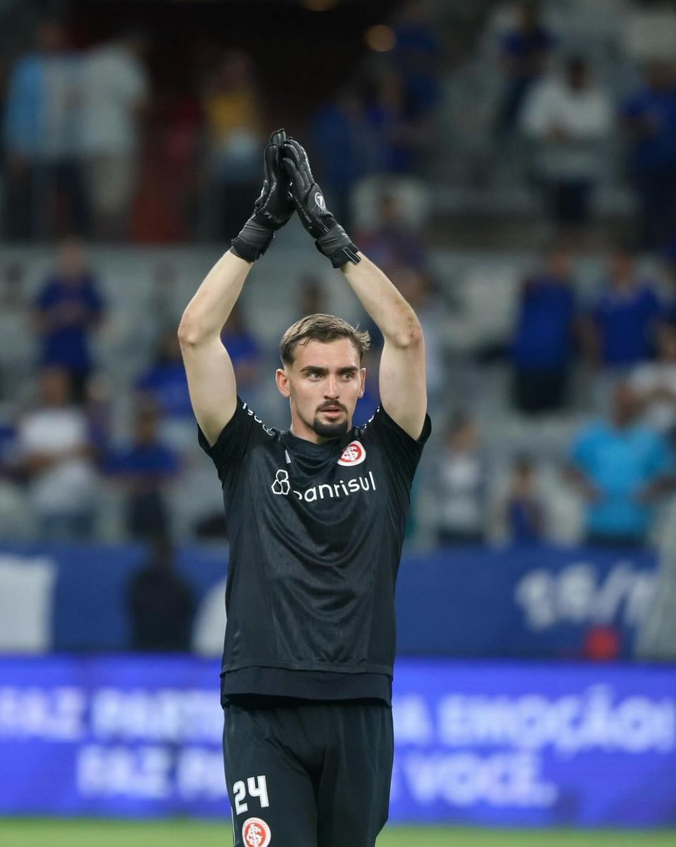 radar_colorado's tweet image. PEGADOR DE PENAL. 

🧤🇦🇹