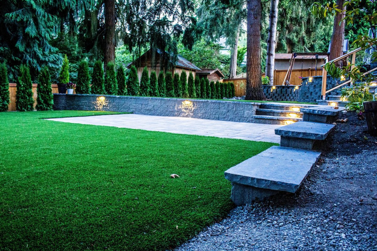 Ruby04033330's tweet photo. One of the main advantages of #artificialgrass is that it requires minimal maintenance compared to natural grass. It does not need watering, mowing, fertilizing, or pesticides. 
Visit Now:  https://t.co/x5OuQZOAtZ
Mail us: info@artificialgrassdubai.com https://t.co/huzxg6jJwp