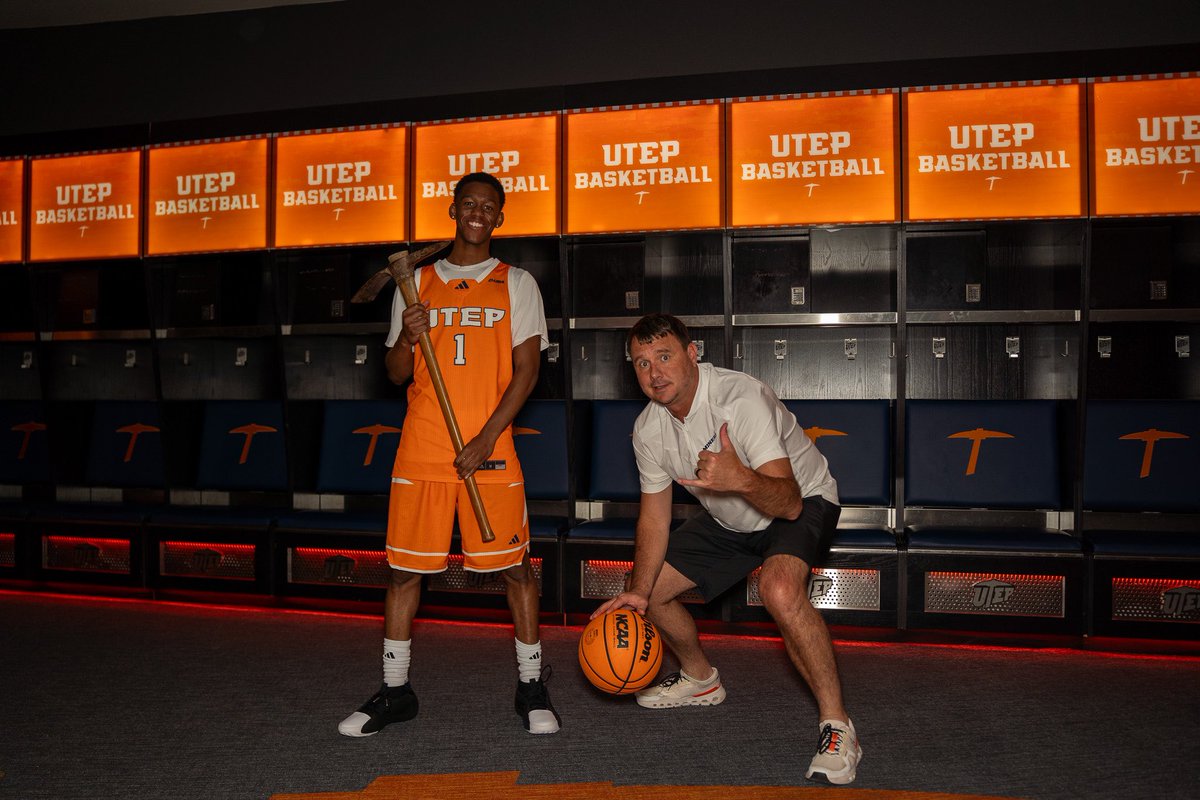 MinerInsider.com (@minerinsider) on Twitter photo Talented 2025 point guard De'Erick Barber (<a href="/deer1ck/">De’Erick barber jr</a>) committed to UTEP this afternoon over Arizona State, Duquesne and numerous other D1 offers. He explains why in an exclusive interview...
"I love winning, and I’m a competitor." #PicksUp
STORY ➡️ utep.rivals.com/news/new-utep-… Talented 2025 point guard De'Erick Barber (<a href="/deer1ck/">De’Erick barber jr</a>) committed to UTEP this afternoon over Arizona State, Duquesne and numerous other D1 offers. He explains why in an exclusive interview...
"I love winning, and I’m a competitor." #PicksUp
STORY ➡️ utep.rivals.com/news/new-utep-…