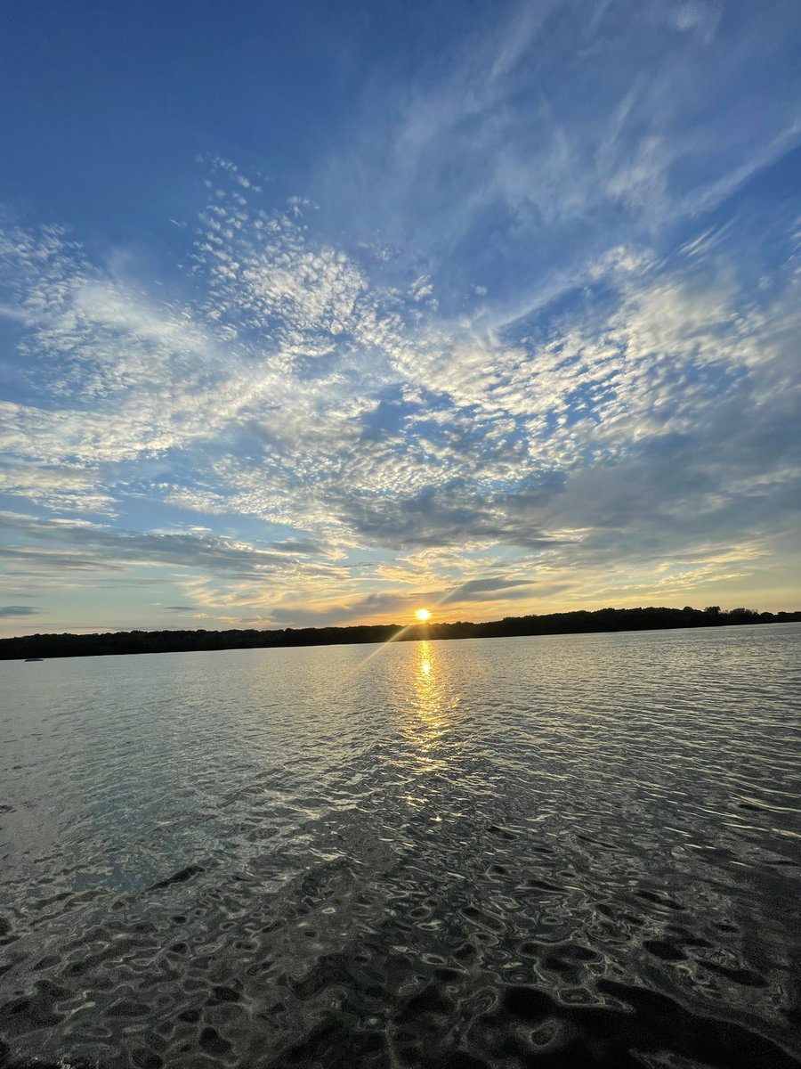 Brian Cuneo (@briancuneo16) on Twitter photo Much needed and great night on the water. <a href="/MalindaCuneo/">Malinda Cuneo</a> <a href="/harpe_beth/">Beth Harpe</a> Much needed and great night on the water. <a href="/MalindaCuneo/">Malinda Cuneo</a> <a href="/harpe_beth/">Beth Harpe</a>