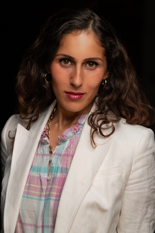 uisobserver's tweet image. .@uisobserver @priyankadeo are looking for writers, reporters &amp;amp; digital content creators who are eager to contribute to vibrant dialogue on campus. 

This opportunity is for students, admin &amp;amp; subject-matter experts can contribute. DM if interested.

Full: shorturl.at/xHlVS