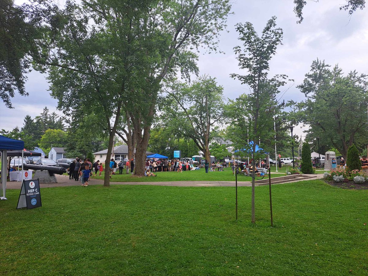 HnbOverdose's tweet photo. Hundreds turned out for International Overdose Awareness Day in Ohsweken. Community coming together with compassion and understanding is what it's all about. Together, we can 💜 #ioad2024 #overdoseawarenessday2024 https://t.co/qr4kYhyAtN