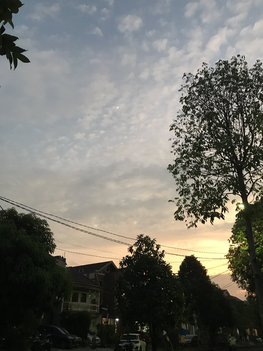 beautiful sunrise on my birthday, thanks god.