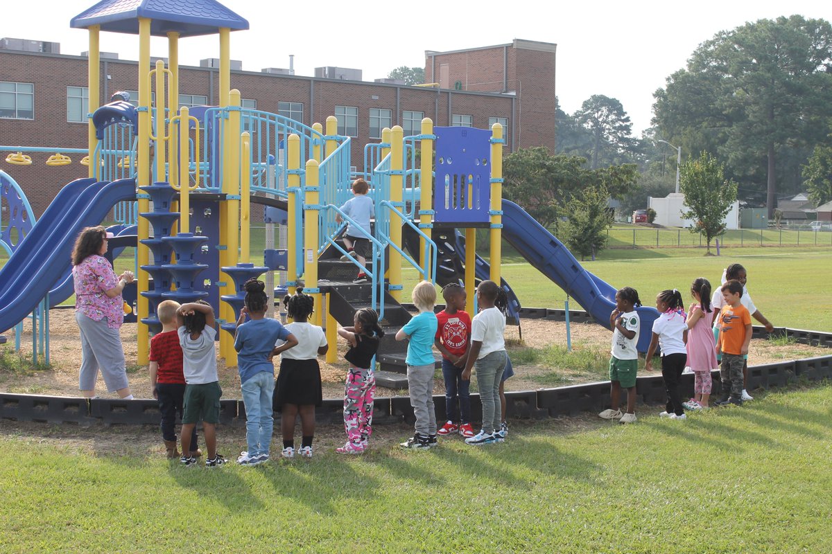 Our little superheroes take on enrichment classes! 
From art and music to PE, library, and SEL, they're all set to explore new worlds and unleash their incredible powers of creativity and curiosity.