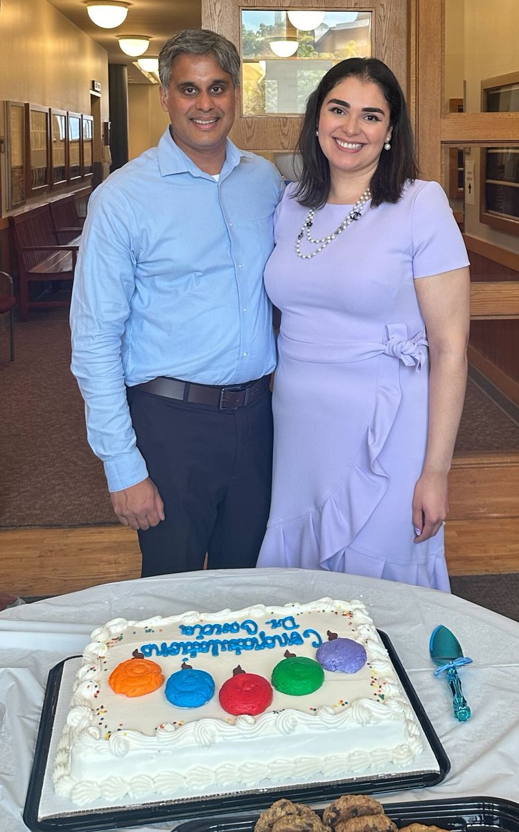 Congrats to newly minted Dr. <a href="/CathyCGarcia1/">Cathy C Garcia</a> for successfully defending her PhD thesis and giving a stellar presentation on mechanisms of endocrine-exocrine signaling in #PancreaticCancer! <a href="/YaleGenetics/">Yale Department of Genetics</a> <a href="/YaleCancer/">Yale Cancer Center</a> <a href="/CancerYale/">Yale Cancer Biology Institute</a> <a href="/lustgartenfdn/">Lustgarten Foundation</a>