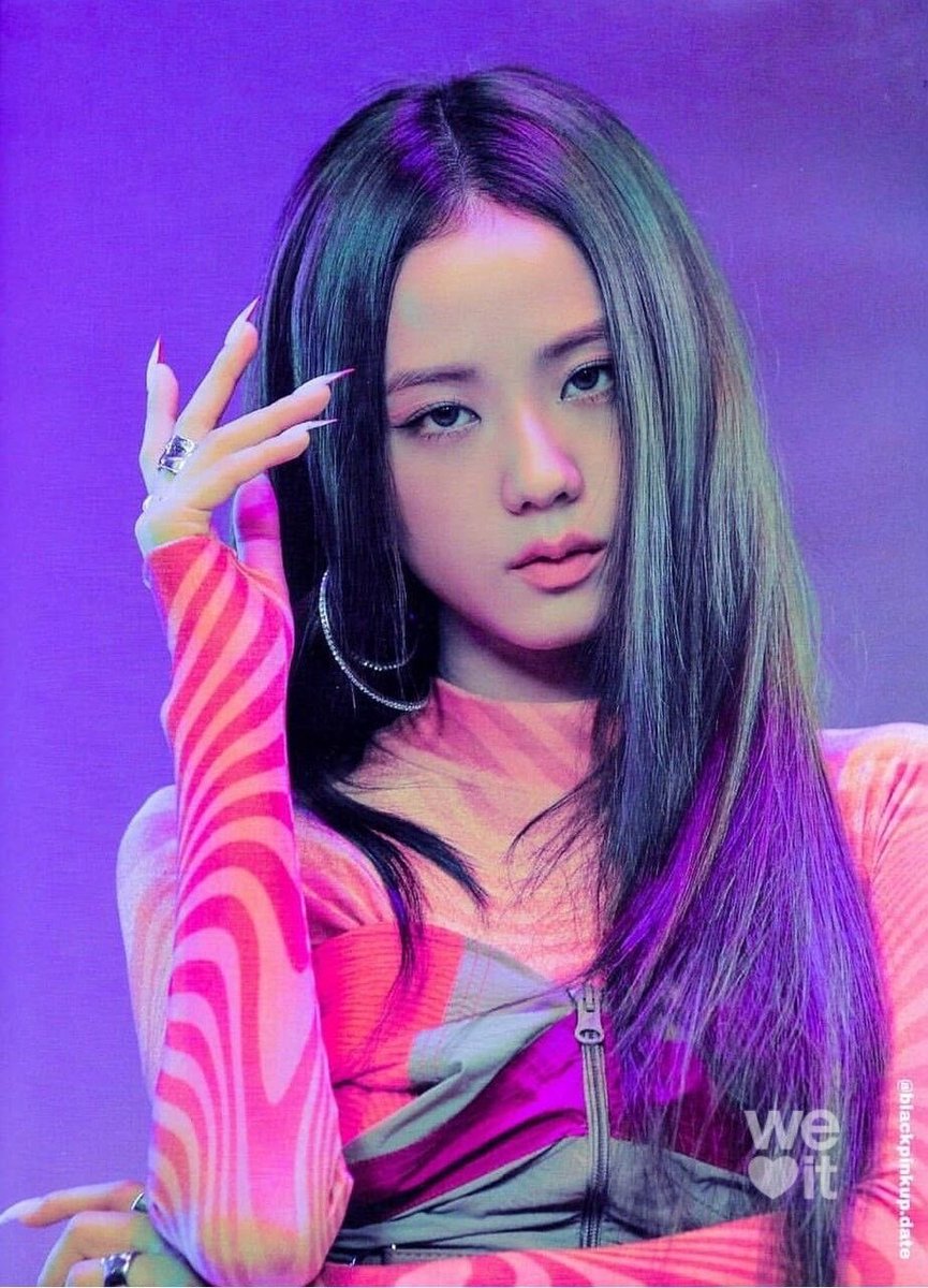 🗞️De acordo com a cobertura da OSEN, foi oferecido pela equipe de produção para JISOO aparecer como protagonista feminina no drama 'Monthly Boyfriend'.

📌BLISSOO, responsável pelas atividades pessoais de JISOO, disse: “recebemos a proposta e estamos analisando-a”.