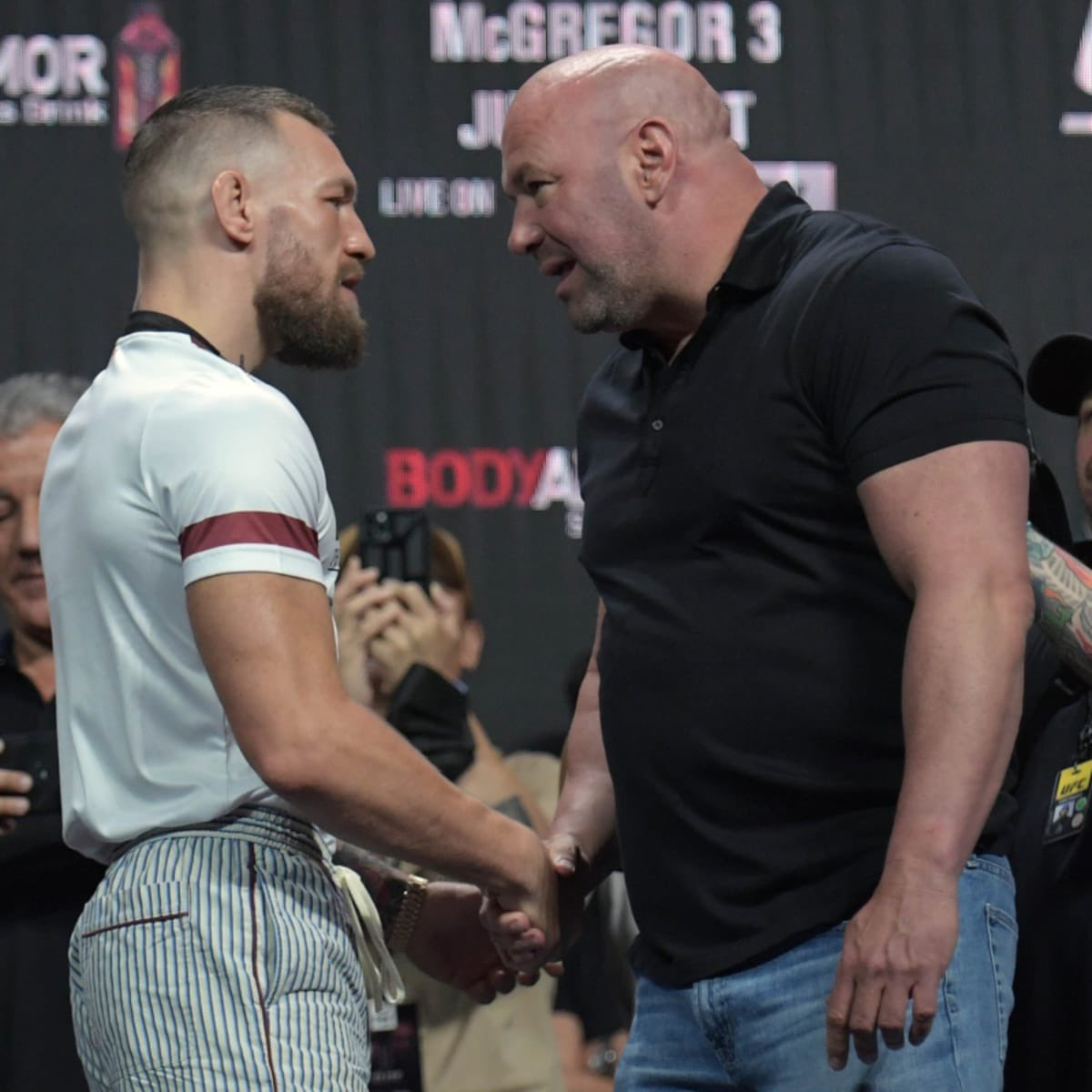 ChampRDS's tweet photo. 🚨 Dana White says he has some Conor McGregor news “coming soon” 👀

(via. IG Live) #UFC #MMA https://t.co/6bagjoYjrq