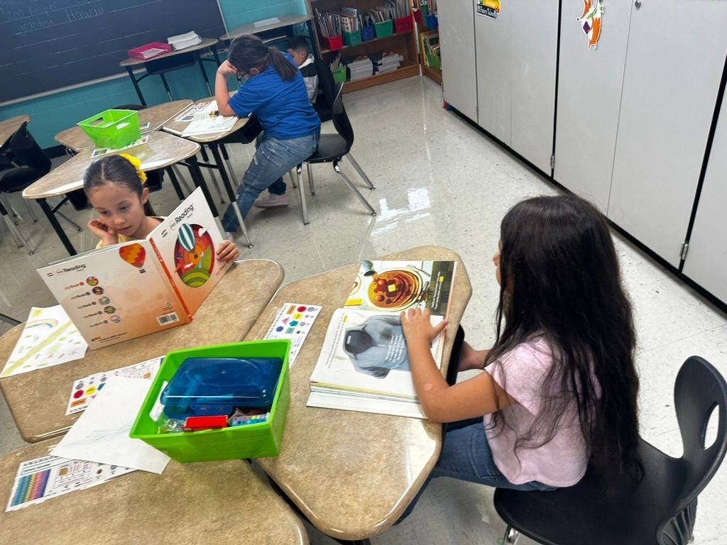 WidenElementary's tweet image. Ms. Damore's class is building their reading stamina and fully engaged in independent reading today! 📚✨ Watching these young readers dive into their books is truly inspiring. Keep it up, Wildcats!  #WidenWildcats #IndependentReading #BuildingStamina