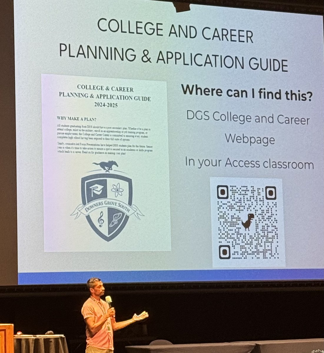 DGS_CSSS's tweet image. The first Senior Focus presentation for the Class of 2025 today! Counselors will be doing group presentations during Access periods next week and then will set up individual appointments afterwards. Excited to work with all of you this school year! @Dist_99 @DownersSouth