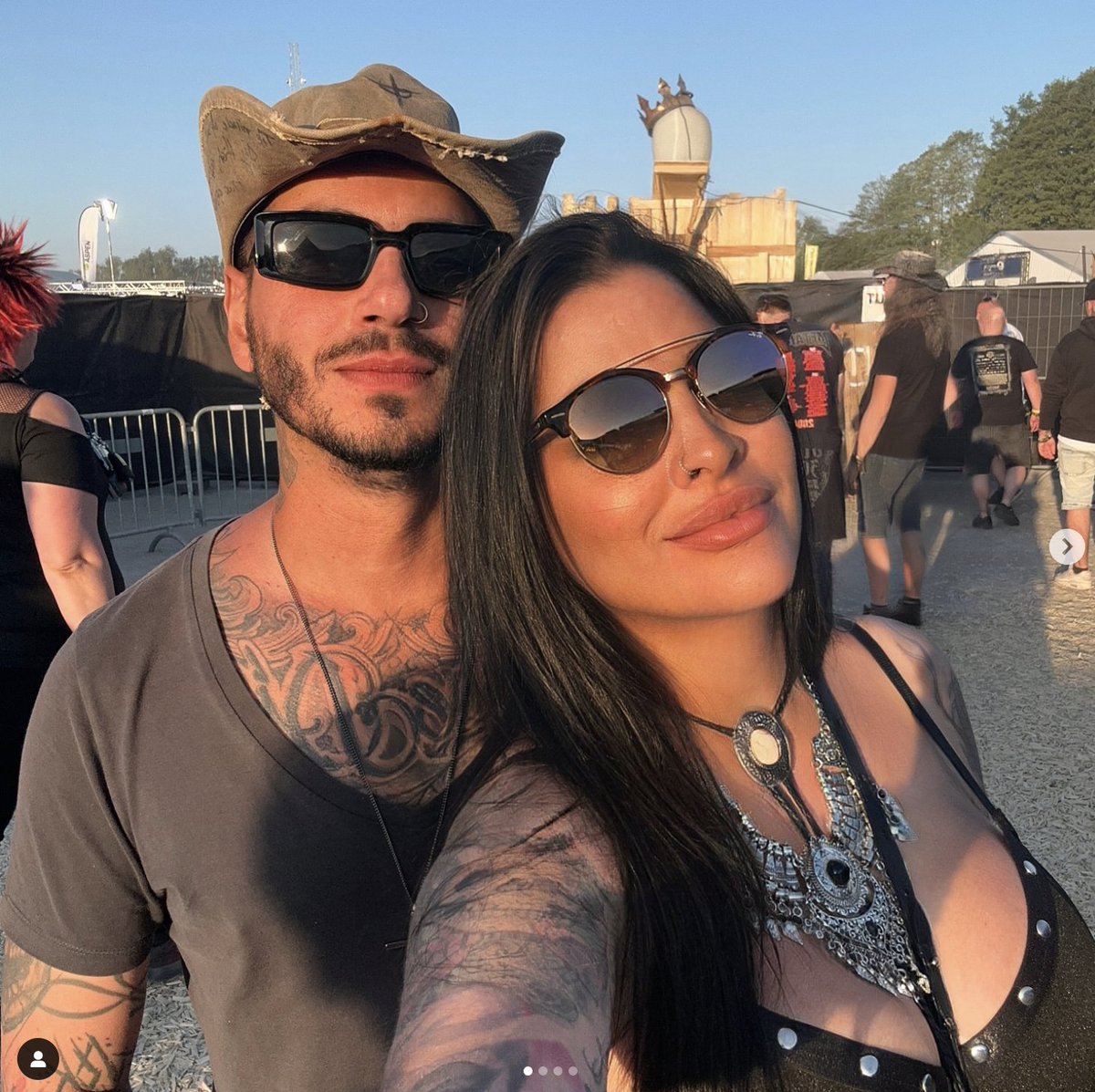 ClaraAguilarFas's tweet photo. O tópico é casal que queria ser marmita? Aqui vai um: Clara Aguilar e Giu Daga! #ProgramaDaWanessa https://t.co/Uixo5Y95aL