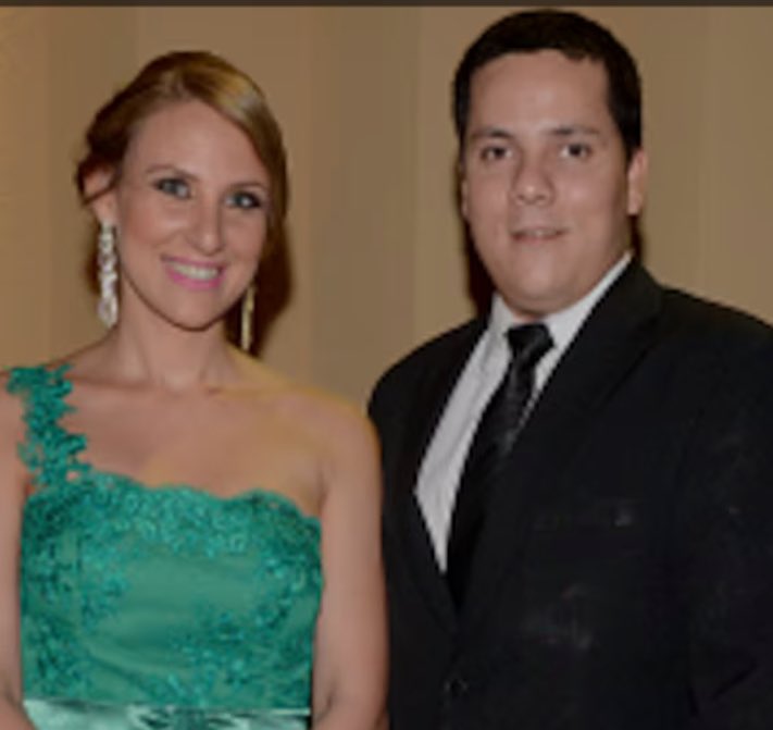 EstherRoa_'s tweet photo. 🚩UDEA DE SOLEDAD MACHUCA!
La fiscal “anticorrupción” Alma Zayas tiene muchas causas emblemáticas de corrupción sin resultados; para muestra un botón✍🏻👇🏼
Investigación contra:
El ministro de la CSJ César Diesel: sin resultados!
El expresidente Horacio Cartes: sin resultados!
Causa avión iraní: sin resultados! 

El presidente de Itaipú Justo Zacarías Irún: BLANQUEADO!

Lo ÚLTIMO; fue lo del ex consejero y miembro del JEM Jorge Bogarin: BLANQUEADO!

Puedo seguir, pero antes de que me olvide; el esposo de la fiscal “anticorrupción” consiguió un jugoso salario como funcionario de Yacyretá (2023) ✍🏻 Y ASÍ NO VA!
UDEA (Unidad Especializada de Delitos Económicos y Anticorrupción)
#SinJusticiaNoHayPaz
