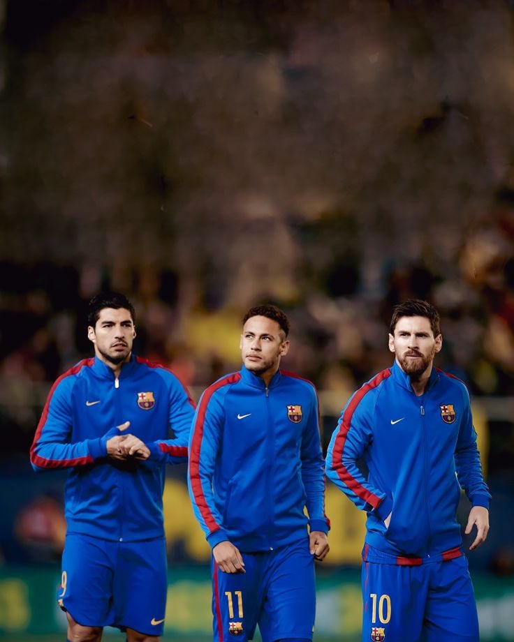 QUE TRIO! 🤩

Nostálgico!