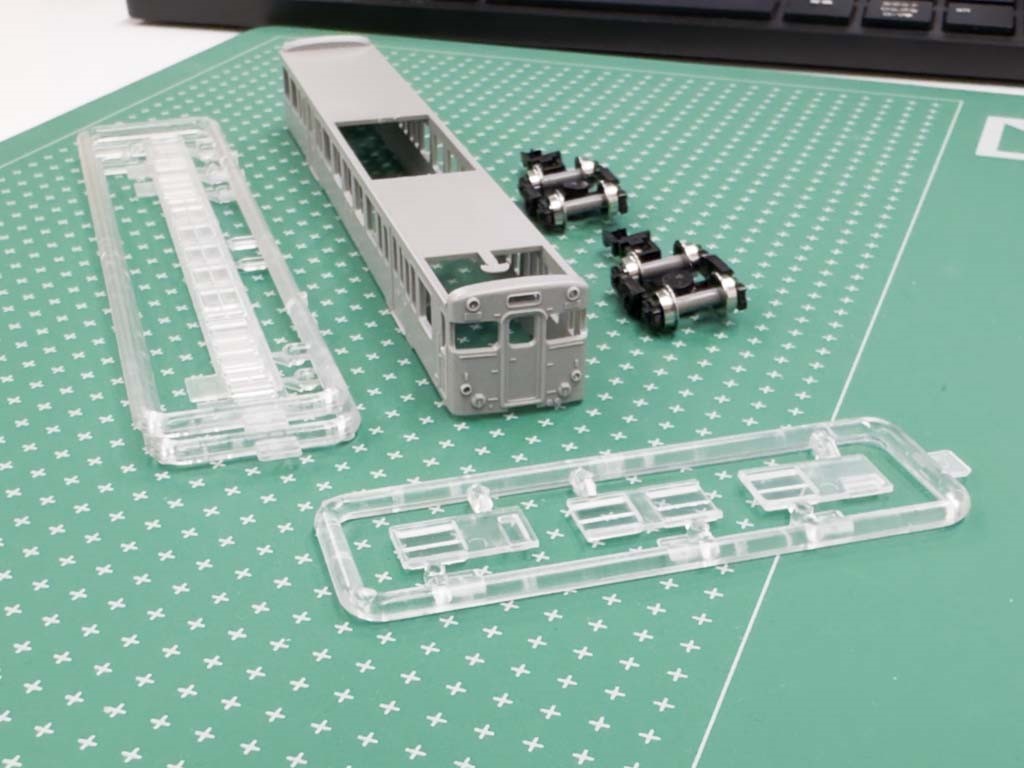 Model_Greenmax's tweet photo. 皆さんにお聞きします。#エコノミーキット を作ったことがある方はどれくらいいるでしょう？　
作ったことがある方は「リポスト」を、ない人は「いいね」を押してください！
画像は絶賛発売中の #国鉄 #キハ45形。気動車も中の人の萌えポイントです https://t.co/oOcyxpbmJI