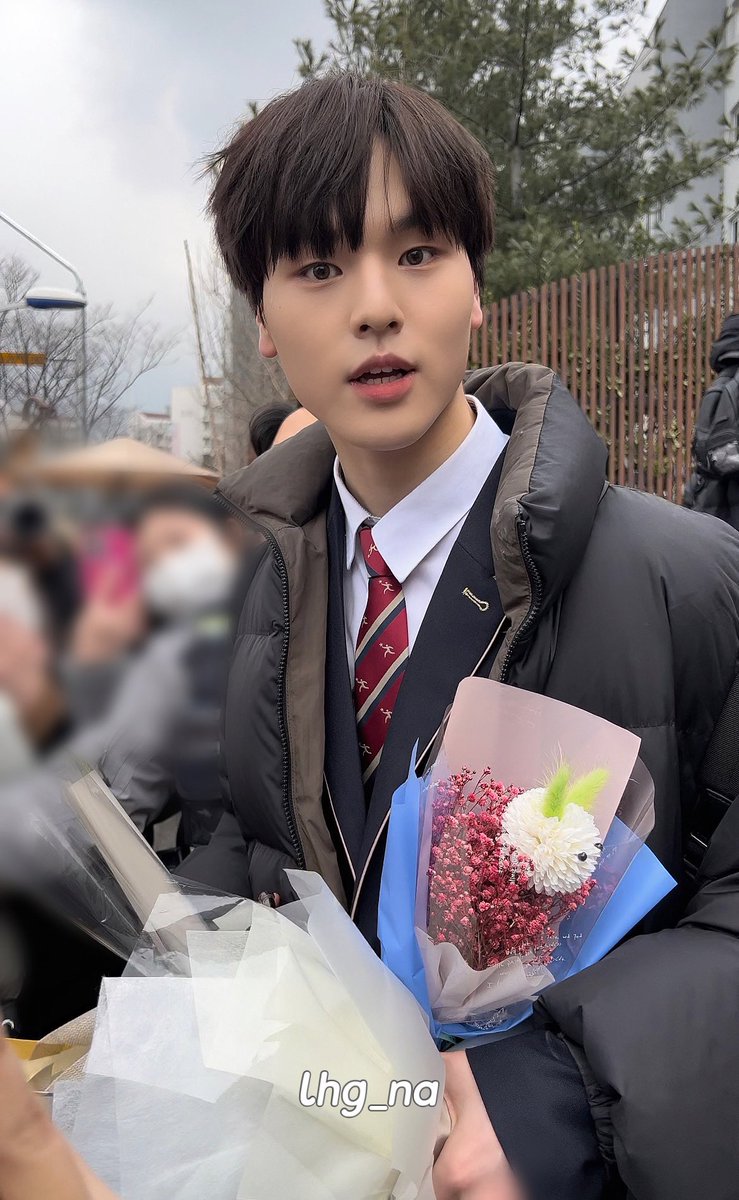 onlyRoman1's tweet photo. 이쁜이들 https://t.co/BCLxfjm02f