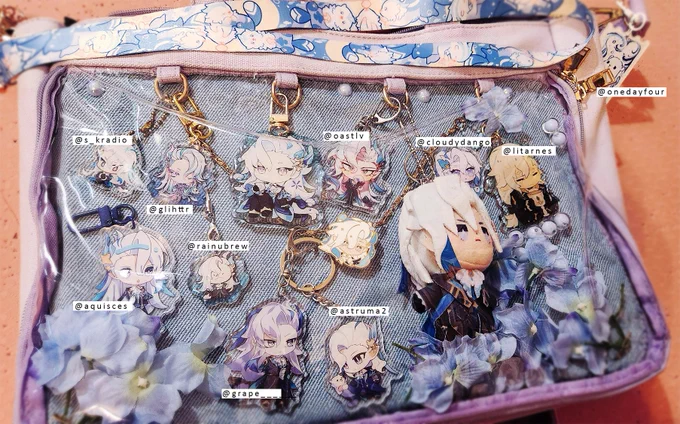 HAUL!!! thank you for a fun anyc... I met so many of you and seen so many friends... 🥹🩷🩷🩷 