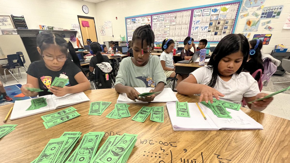 Rmorrison_hasty's tweet photo. Mrs. Morrison’s mathematicians turned into bankers today! Using money to make change and solve real life subtraction problems. #makingmathreal #learningisajourney https://t.co/aEKAJl5JyN