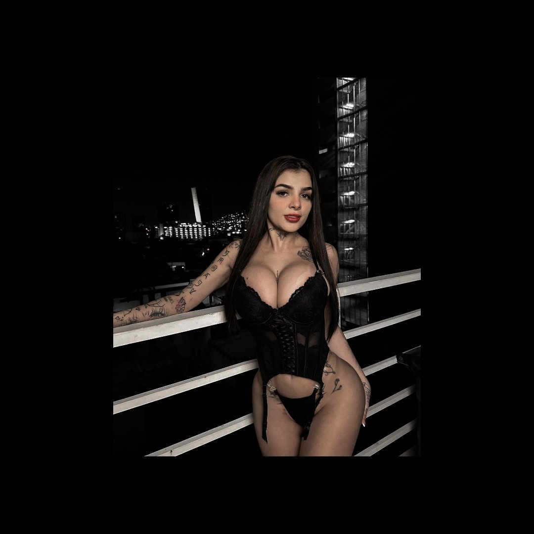 trapzchannel's tweet photo. ㅤㅤㅤㅤ 📍𝑃𝑜𝑟𝑛 𝐺𝑖𝑟𝑙.
ㅤㅤㅤㅤㅤㅤㅤㅤㅤ
A veces pienso si es hora de que alguien como yo se empiece a enamorar de un buen macho.

ㅤ         @trapzchannel https://t.co/5LEiCRbVqE