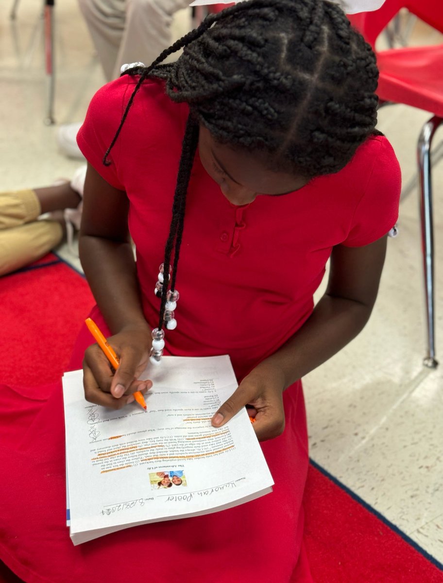BurlesonDISD's tweet photo. "Our 4th graders have been hard at work on revision & editing, diving into TEKS 4.11C! βοΈ They engaged in small, interactive groups with hands-on activities to sharpen their skills. Love seeing their progress! π‘ @MHammonds27 @SpruceV_T @ACEDallasISD #4thGradeLearning #LevelingUp https://t.co/YWRarShGwy