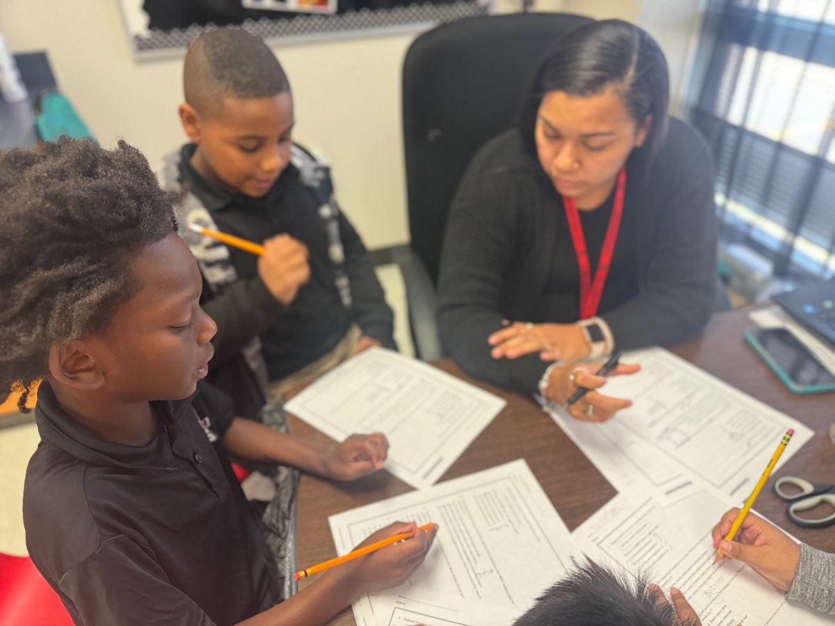 BurlesonDISD's tweet photo. "Our 4th graders have been hard at work on revision & editing, diving into TEKS 4.11C! βοΈ They engaged in small, interactive groups with hands-on activities to sharpen their skills. Love seeing their progress! π‘ @MHammonds27 @SpruceV_T @ACEDallasISD #4thGradeLearning #LevelingUp https://t.co/D1tRc0xgEP