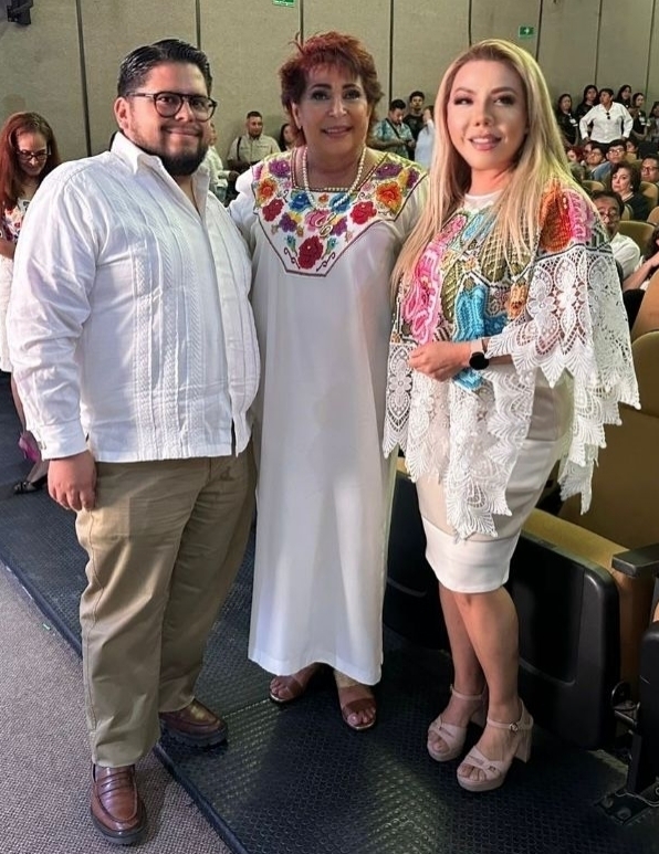 Esperanza Ortega Azar tweet media