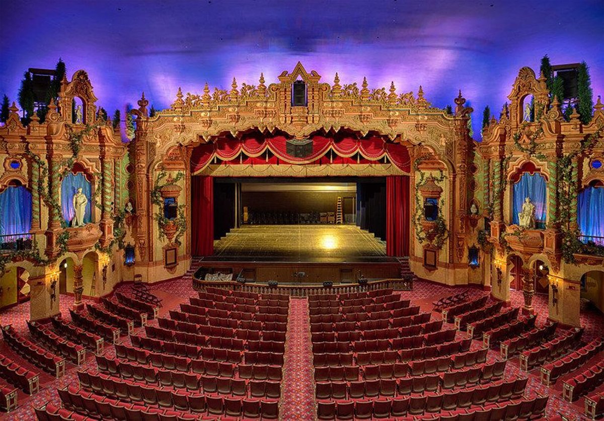VG_Symphony's tweet photo. I'm thrilled to announce that the Video Game Symphony will be coming to the Akron Civic Theatre on November 23 at 7:30 PM!

It's going to be an INCREDIBLE concert at an absolutely gorgeous venue,  so come see us, and treat yourself to one of the best shows in town!🎻🎶🎮 https://t.co/S3IOJzfxPs