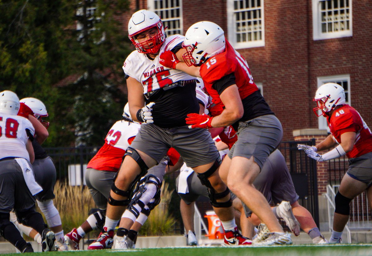 WabashFB's tweet photo. Final tune-ups before tomorrow's scrimmage‼

#WAF https://t.co/AUC8MkHTdD
