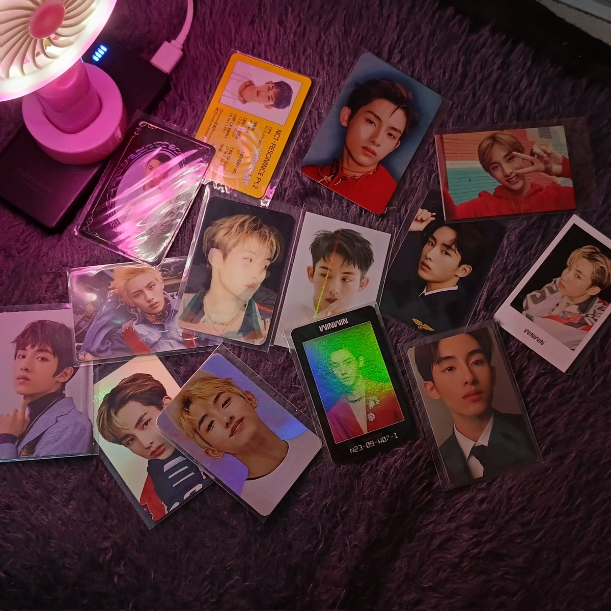 wingwingdsc's tweet photo. Hayy moots pliss help RT 

WTS  winwin photocard 
Jujur gak tau harganya berapaan, coba kalau minat DM aja yaaa ❤️

#WINWIN #nct winwin wts wtb winwin https://t.co/INhpnZjWuK