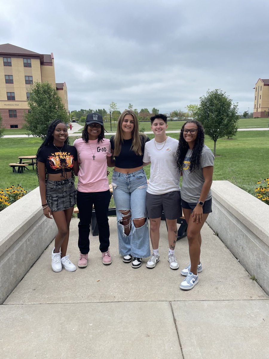 Lakeland Women's Basketball tweet media
