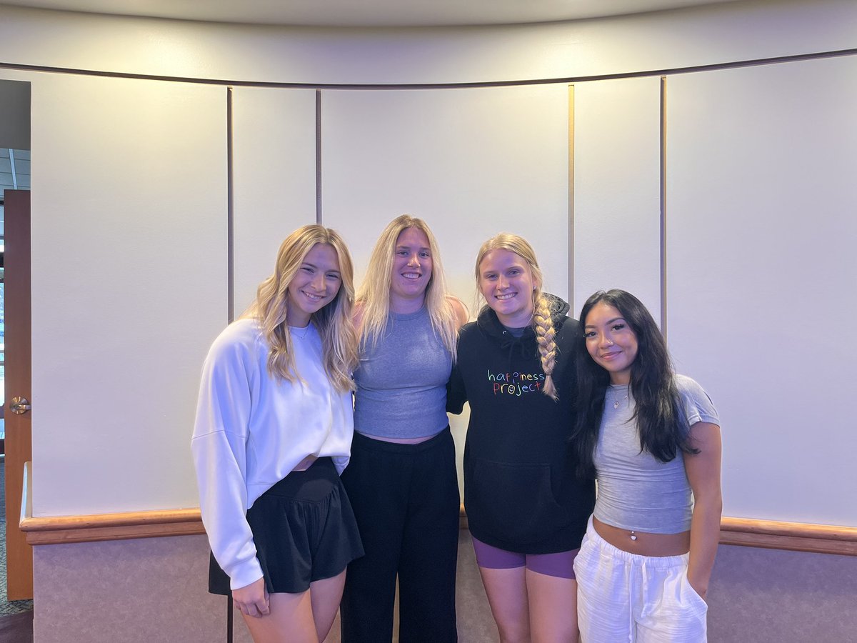 💛🐠💙 FIRST DAY VIBES 💙🐠💛