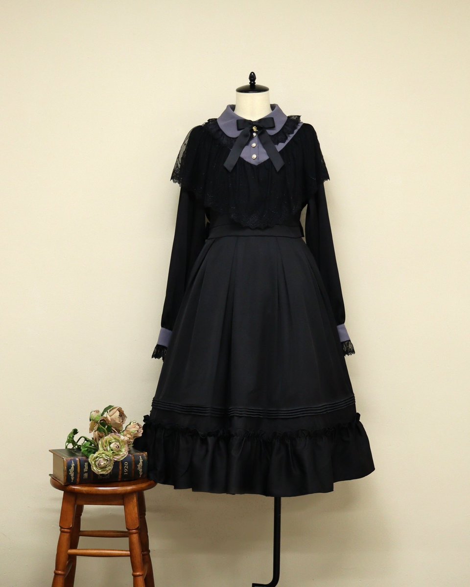 New Item☑︎ 本日8/29販売START📢 🏷️Classical Flowerレースケープ