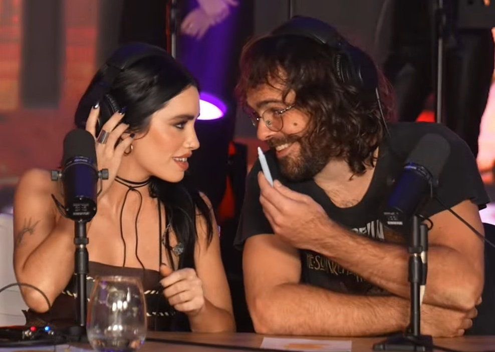 owslaliter's tweet photo. inventaron la química 
inventaron el shippeo 
la mejor pareja del planeta https://t.co/QV8T3gboVl
