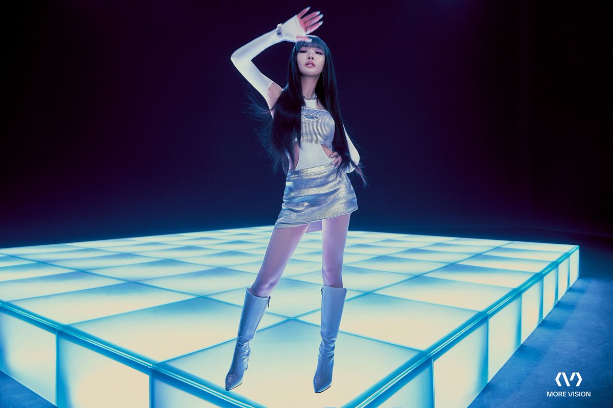 CH_CHUN9HA's tweet image. CHUNG HA 청하  - [알고리즘 (Algorithm)] Photo Behind 📸

🎬youtu.be/dyMDOIMBlmc

#CHUNGHA #청하
#청하_Algorithm #Algorithm #알고리즘
#MOREVISION #모어비전