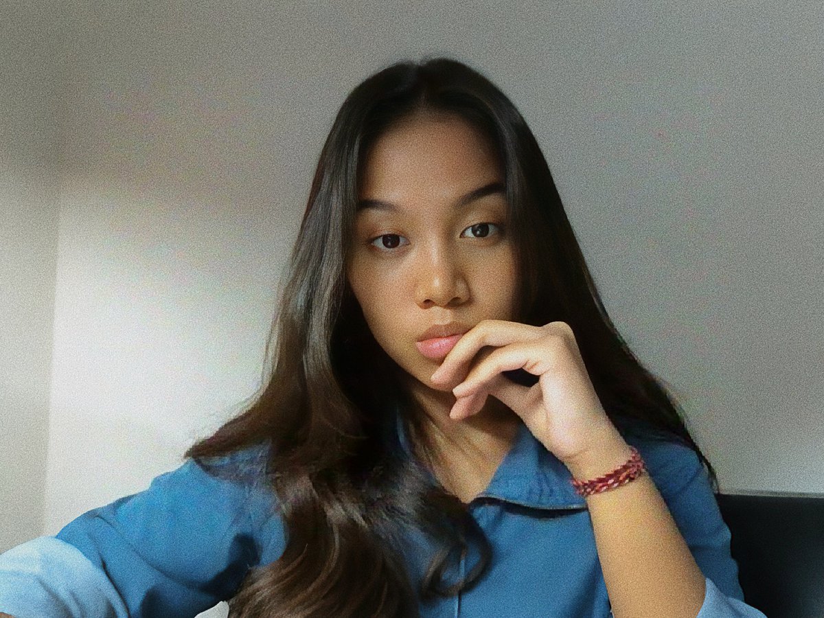 alterego0w's tweet image. gwe cinta mati sama warna biru