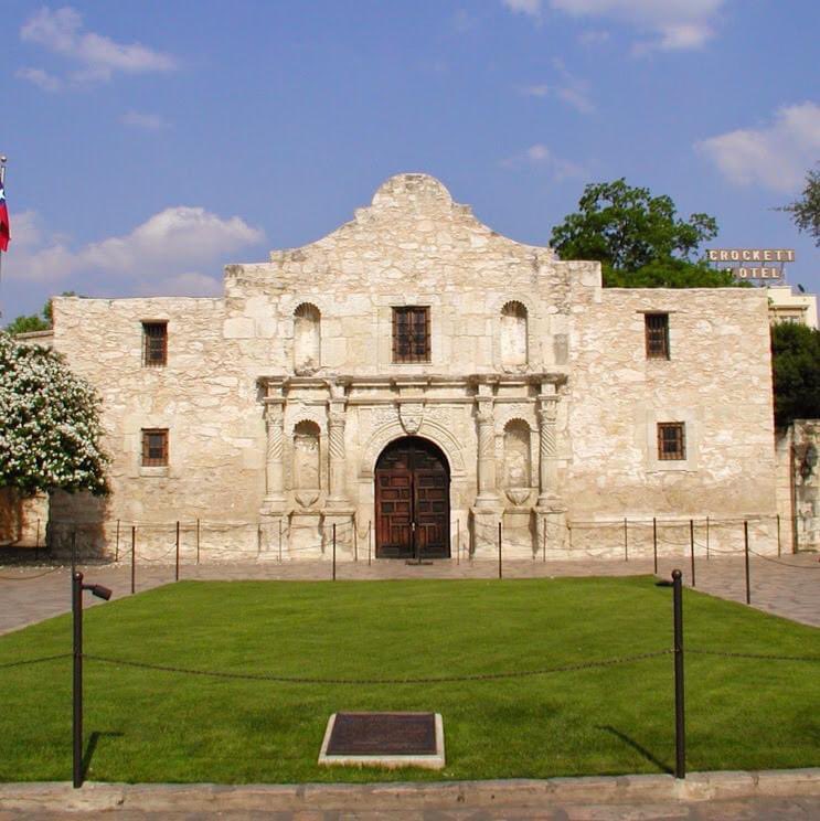 SOAMediaAddicts's tweet photo. @cathie_mckinnon @bigtexcon @davidlabrava Last time I was in San Antonio was with @KimFCoates & @Theorossi at #BootRide 2014!! Such a great location and so much history at #TheAlamo🥰 https://t.co/lUjG5JaUde
