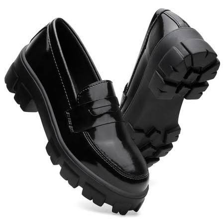 eu nem preciso falar nada, quem é do fandom sabe que esse sapato é a cara de Marisa Monte