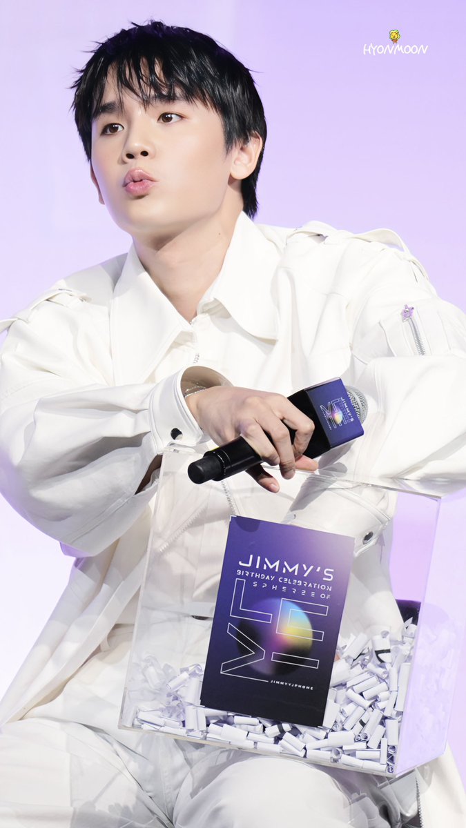 hyonmoon35's tweet photo. 240821 JIMMY'S BIRTHDAY

Open the memoirs🔮
（Jimmu😙😙）

always proud of you💜🥑

#JimmySphereOfLove
 #จิมมี่คนคูลสามสิบยังแจ๋ว
#jimmyyjp #Tiny https://t.co/jr2Wb48wcL