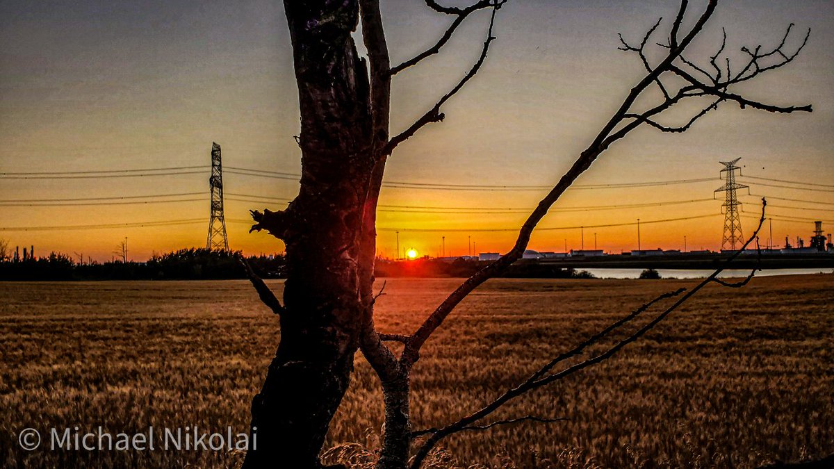 I'm loving the #sunset in Sherwood Park, Alberta tonight!!  It's been a while!!

#Yeg 
#StormHour 
#shareyourweather 
#wednesdaythought