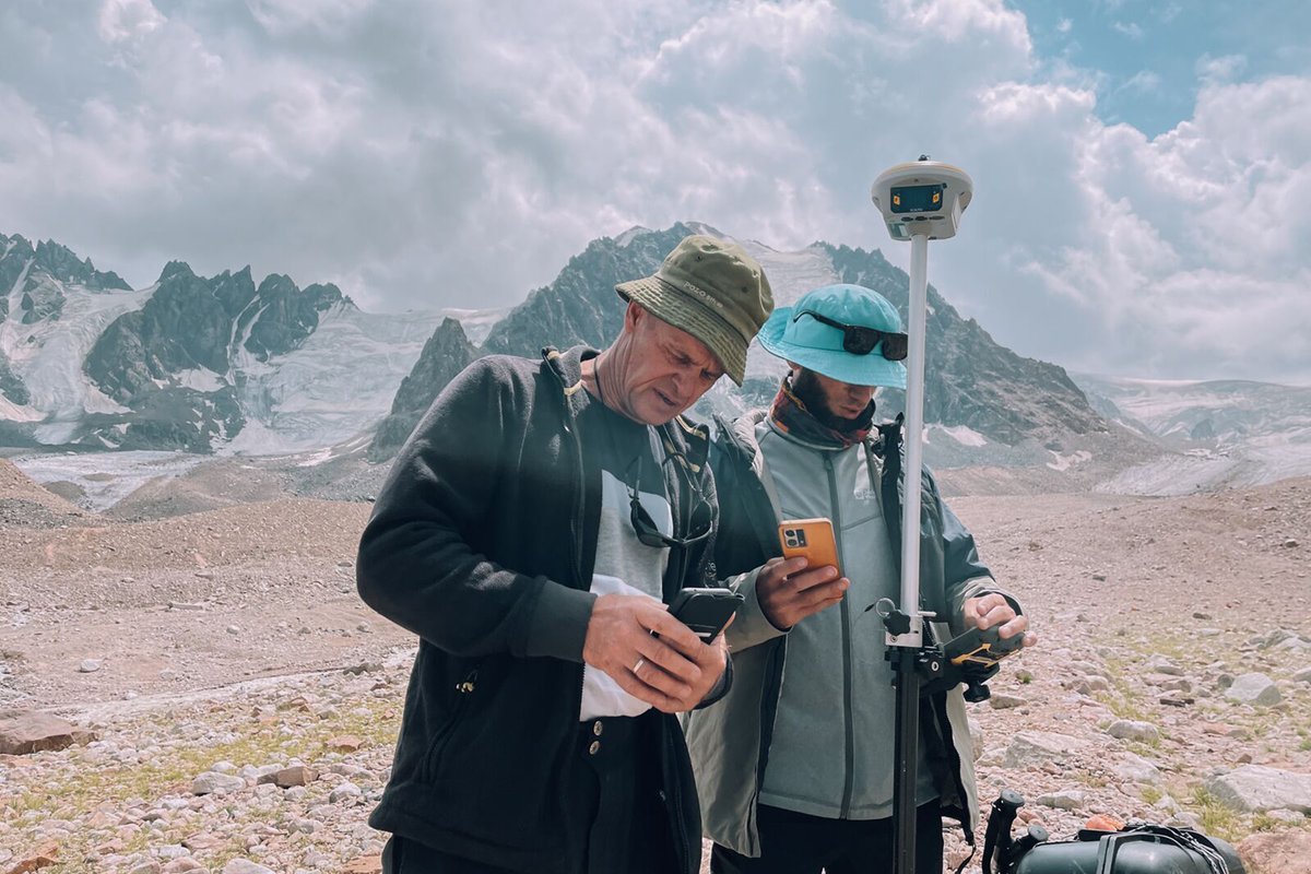 southinstrument's tweet image. Tuyuksu Glacier meets its match with SOUTH RTK! 
On August 22, 2024, the Kazakhstani glacier expedition team utilized SOUTH RTK for GPS precision, creating DTMs to accurately assess melting errors. 
Thanks to the image provided by Daniyar Musirov.

#GlacierProtection #SOUTH #RTK