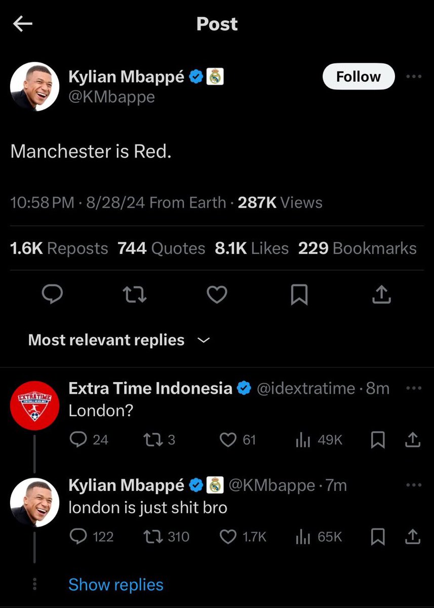 CFC_Janty's tweet photo. Said Manchester is red and trolled London https://t.co/oUv7D964On