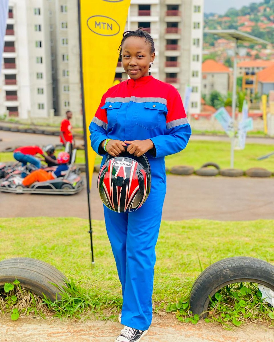 Holla! From the archives to your timeline: It's #ThrowbackDimpleThursday. 😊🤎