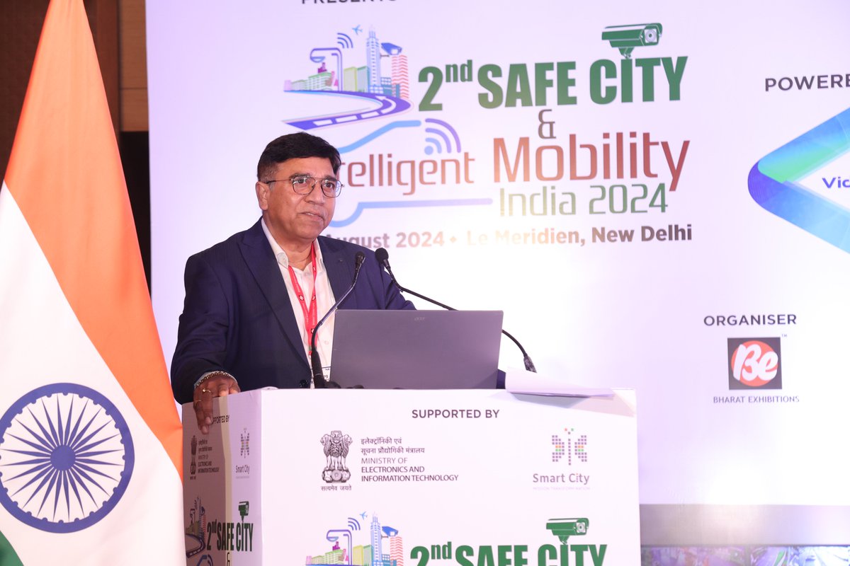 be_exhibitions's tweet photo. Mr. Bikas Jha, Vice President &amp; Head (Public Sector Sales), #Awiros gracing us with his presence during the 2nd #SafeCityandIntelligentMobilityIndia2024 held at New Delhi recently. It was indeed our pleasure to have him with us. 

Sir, Thank you once again!

@nec_india https://t.co/RorZoLlHRo