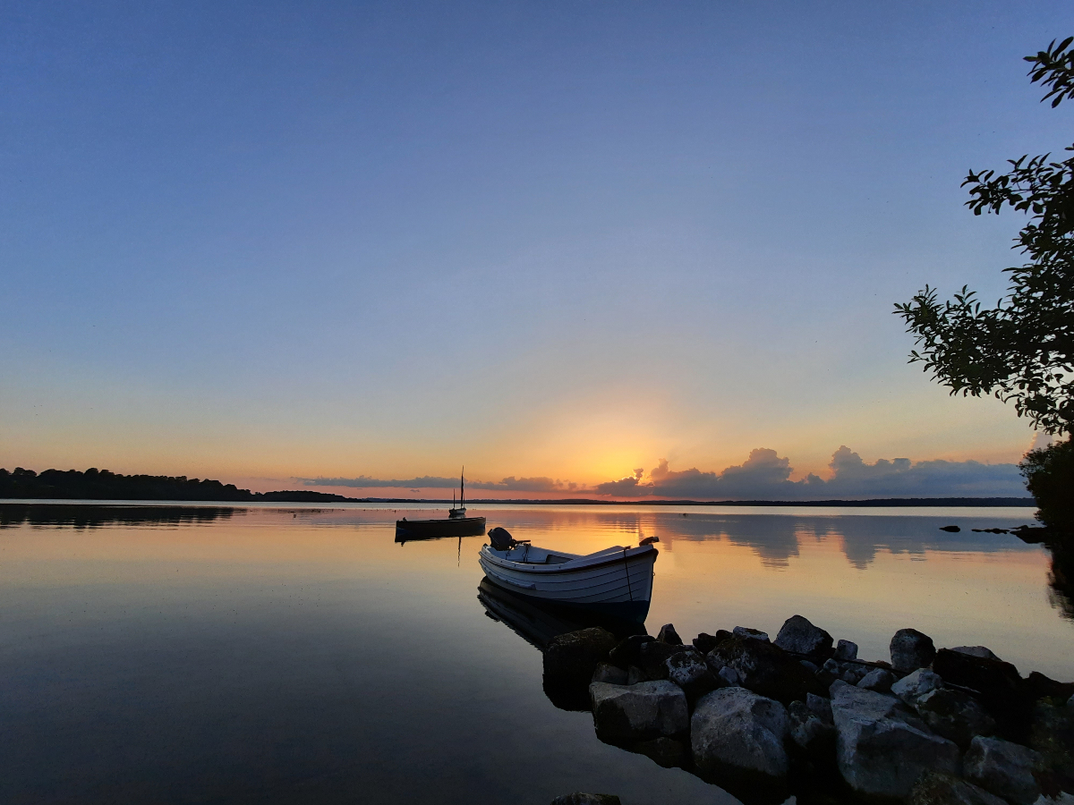 The scenery in Ireland never fails to amaze us! 🇮🇪✨
Whether it's a serene lakeside sunset or a rugged coastline, we want to see your favorite moments.
Share your best photos with us and let's celebrate the beauty of Ireland! 📸🍀 #followus #decathlonireland