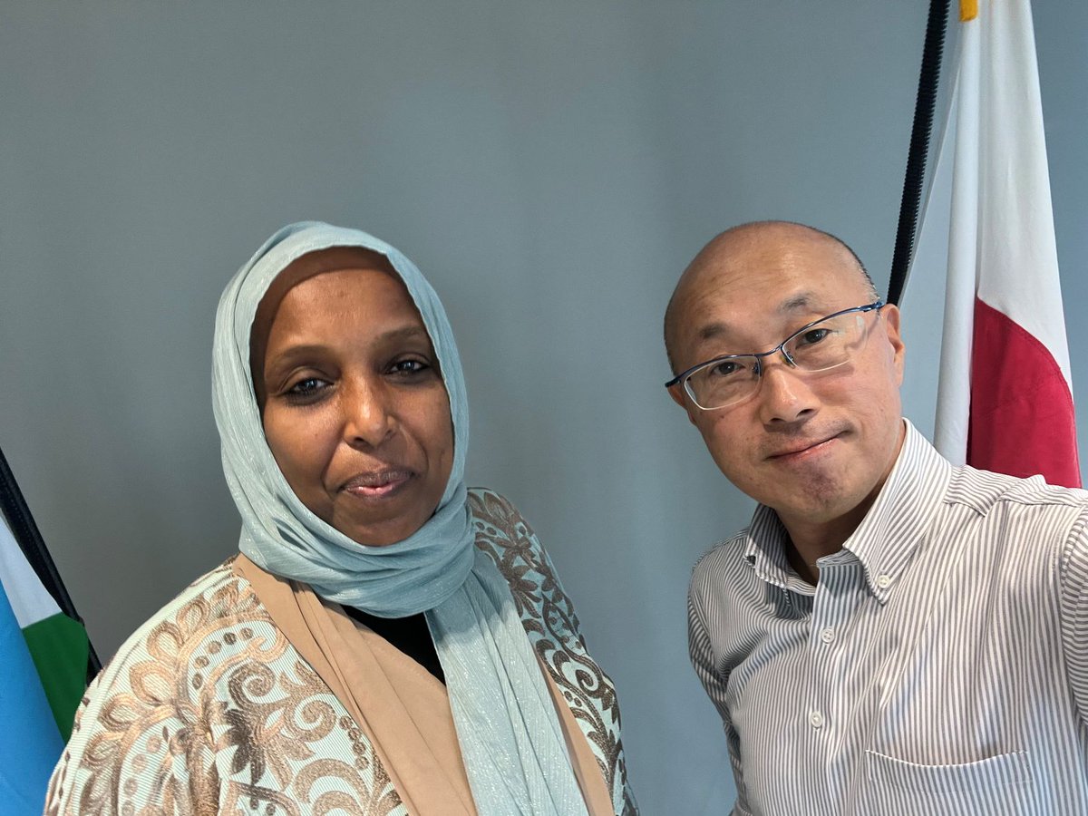 amb_japon_dj's tweet image. Avec Mme. Mina Houssein, Directrice général du Centre Régional de Formation Maritime (CRFM), nous avons eu une discussion fructueuse sur le symposium organisé avec l&apos;UE en juillet, les projets à venir et les efforts à déployer pour mieux valoriser le Centre.

#CRFM #DRTC