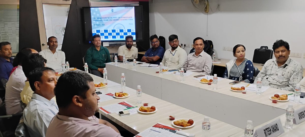 ICC_Chamber's tweet image. ICC Bihar State Council had an engaging interactive session with Mr. Andrew Price, Consular Officer and Mr .Rudra Mitra, Consular Assistant at Patna, to discuss the U.S. Visa with a group of USA Visa aspirants on 28 August 2024.

@USAndKolkata 

#USConsulateGeneral #StudyInTheUSA